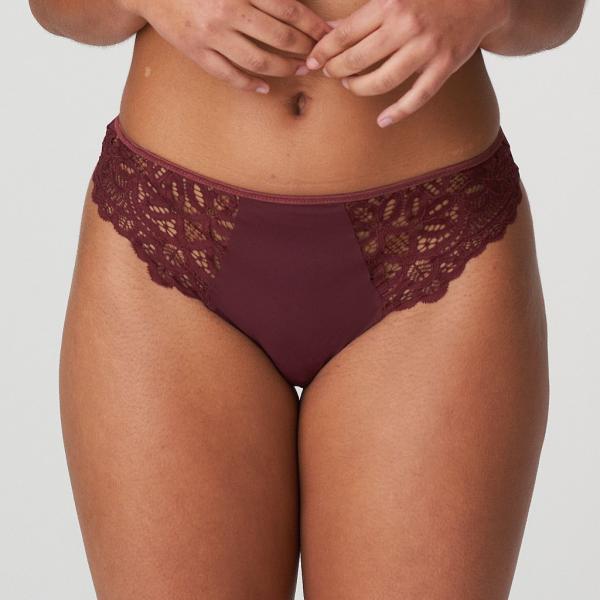 PrimaDonna Twist First Night thong, color merlot