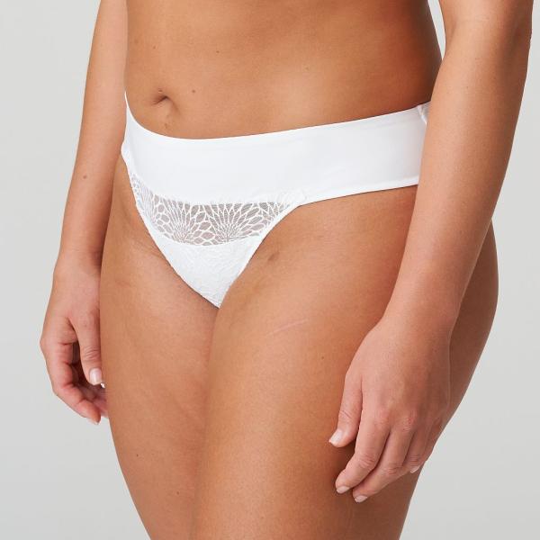 PrimaDonna Sophora Luxus String, Farbe weiss